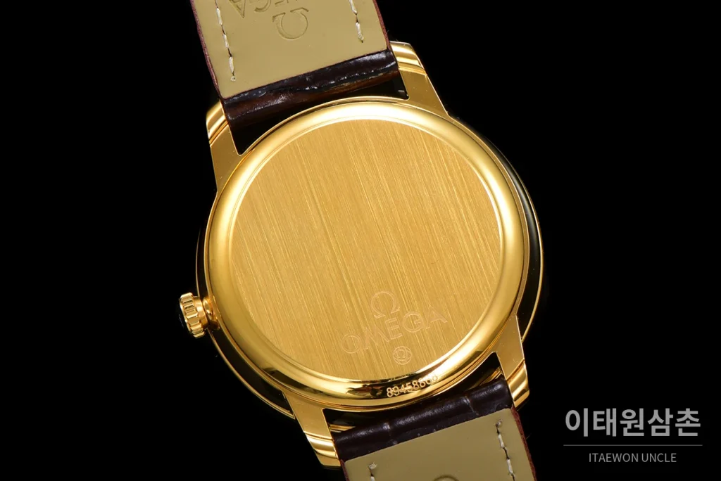 오메가 드빌 파워리저브 스몰세컨즈 데이트 오토매틱 39.5mm 실버 브라운 가죽 스트랩 골드 베젤