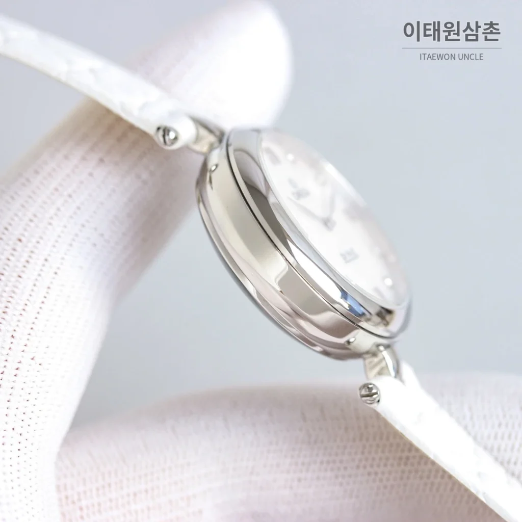 오메가 드빌 프레스티지 듀드롭 로즈골드 마더오브펄 다이아몬드 시계 32mm (3)