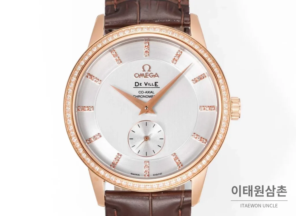 오메가 드빌 스틸 실버다이얼 오토매틱 가죽스트랩 드레스워치 39mm 로즈골드 베젤