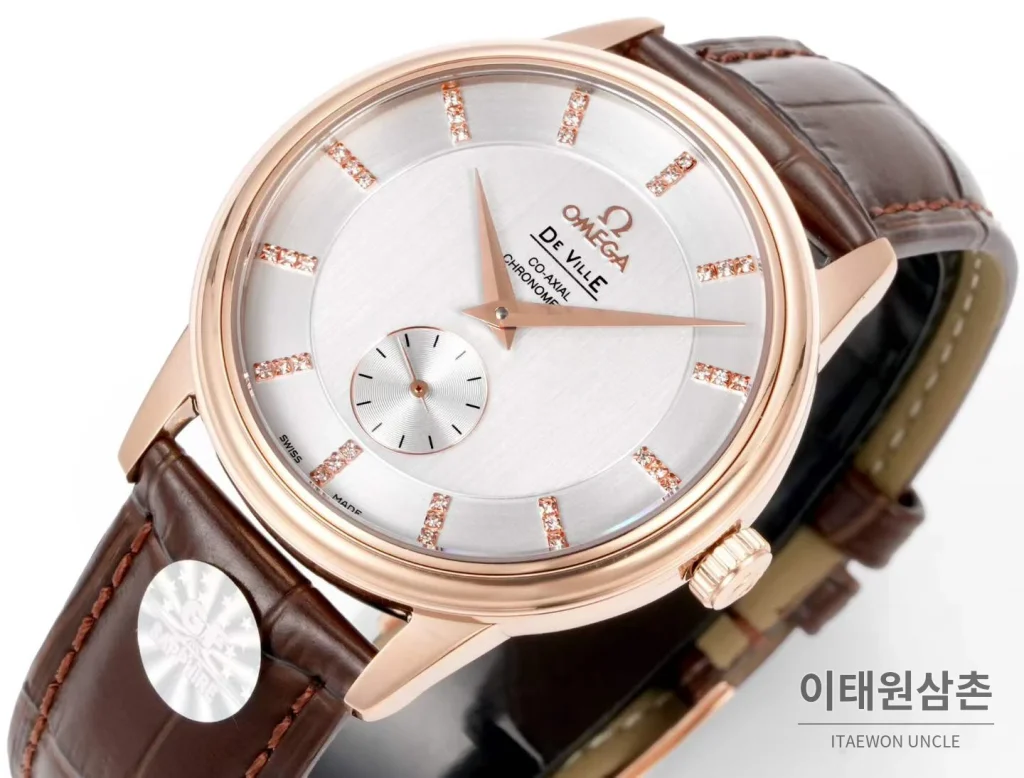 오메가 드빌 스틸 실버다이얼 오토매틱 가죽스트랩 드레스워치 39mm 로즈골드 베젤