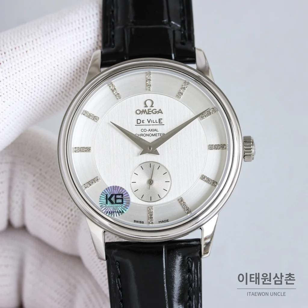 오메가 드빌 오토매틱 39mm 실버 다이얼 블랙 가죽 스트랩