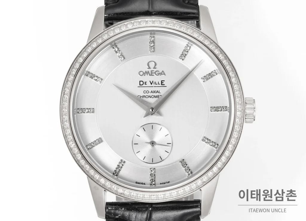 오메가 드빌 오토매틱 39mm 실버 다이얼 블랙 가죽 스트랩 실버 베젤