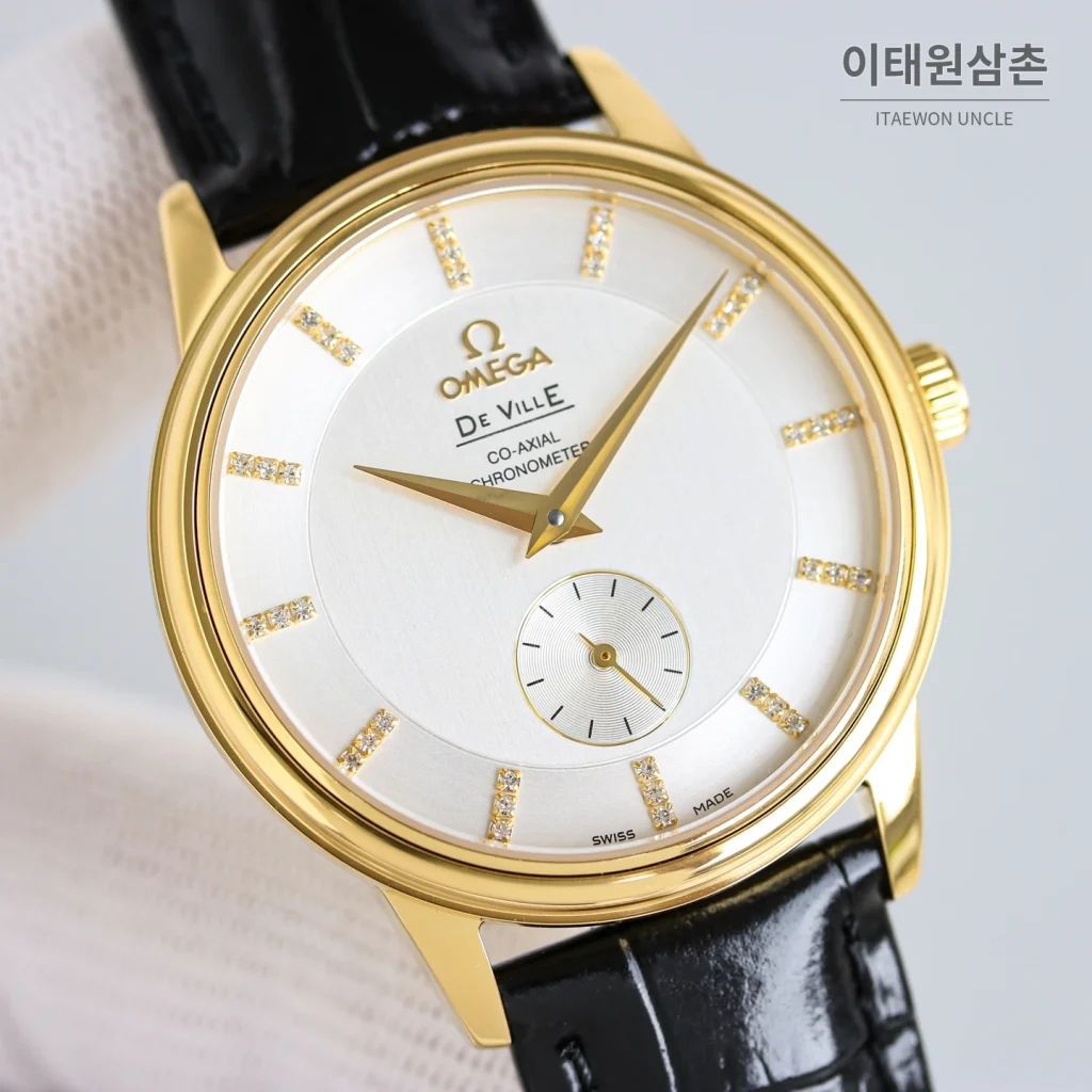 오메가 드빌 오토매틱 39mm 화이트 다이얼 블랙 가죽 스트랩 골드 베젤