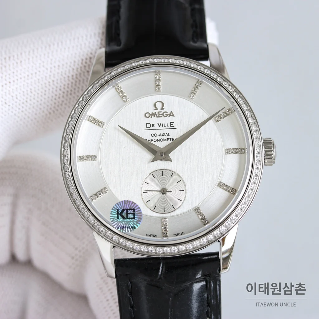 오메가 드빌 오토매틱 39mm 실버 다이얼 블랙 가죽 스트랩