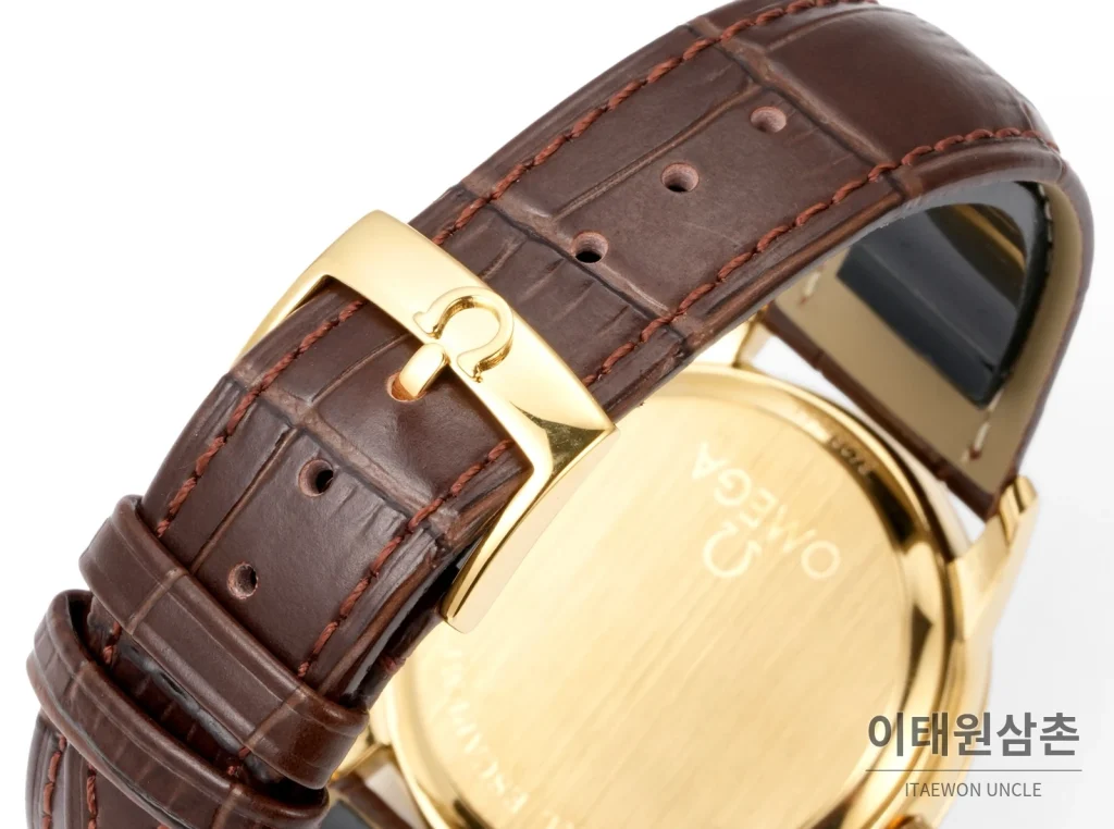 오메가 드빌 오토매틱 39mm 실버 다이얼 브라운 가죽 스트랩 골드 베젤