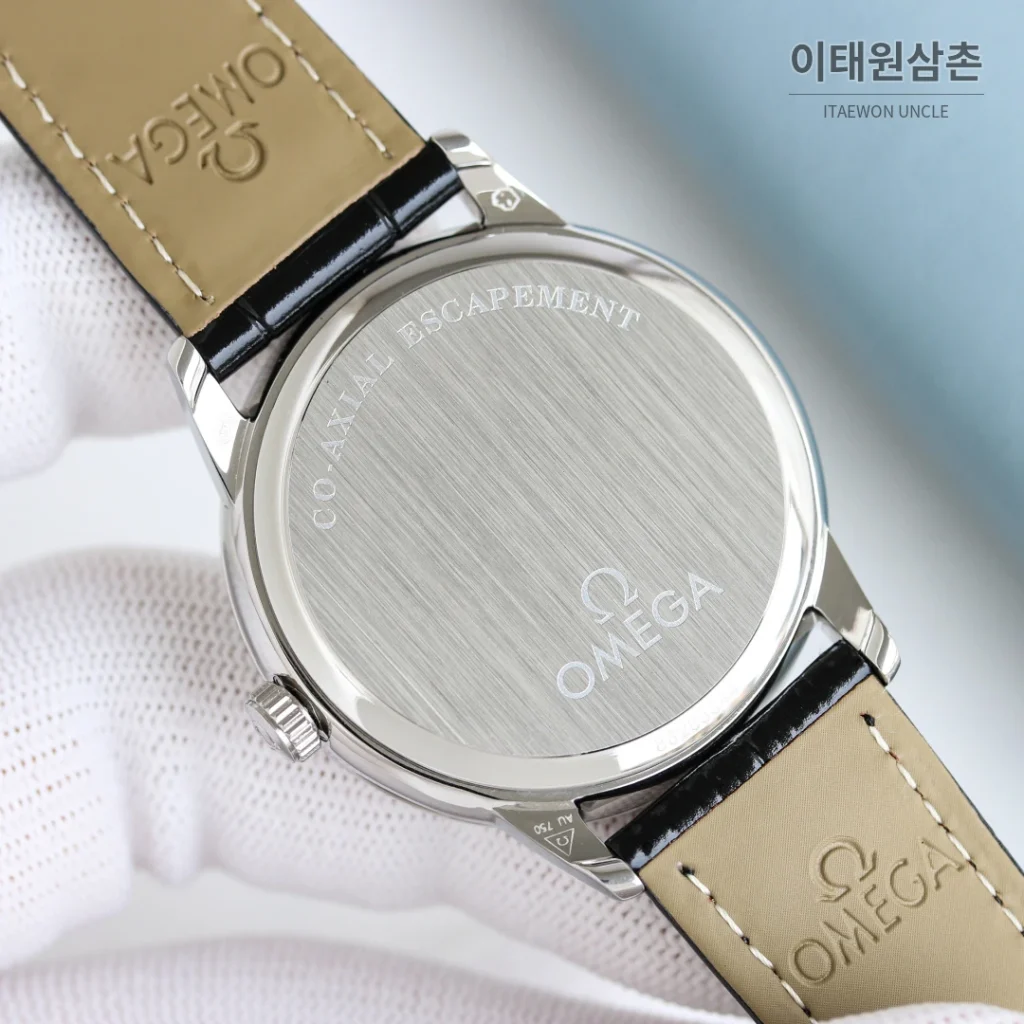 오메가 드빌 오토매틱 39mm 실버 다이얼 블랙 가죽 스트랩 (2)