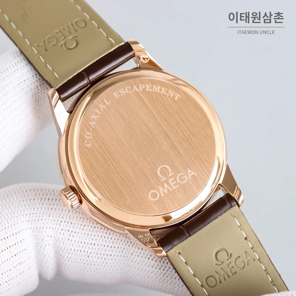 오메가 드빌 오토매틱 39mm 화이트 다이얼 브라운 가죽 스트랩 로즈골드 베젤