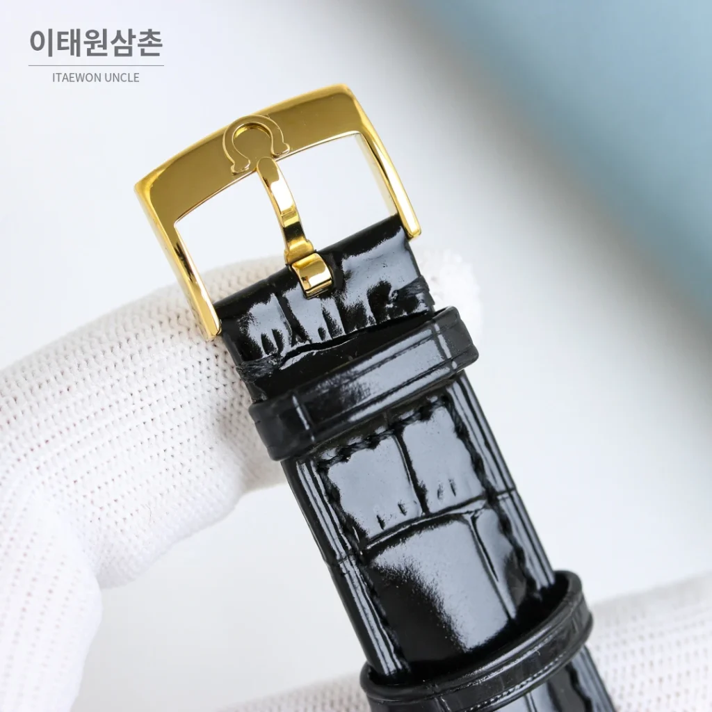 오메가 드빌 오토매틱 39mm 샴페인 다이얼 블랙 가죽 스트랩 골드 케이스