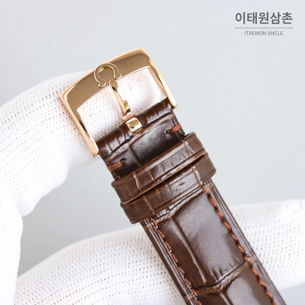 오메가 드빌 오토매틱 39mm 화이트 다이얼 브라운 가죽 스트랩 로즈골드 베젤