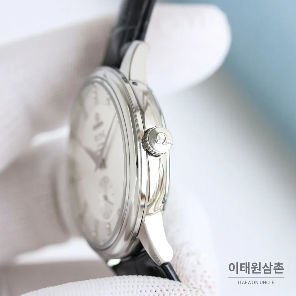 오메가 드빌 오토매틱 39mm 실버 다이얼 블랙 가죽 스트랩 (2)