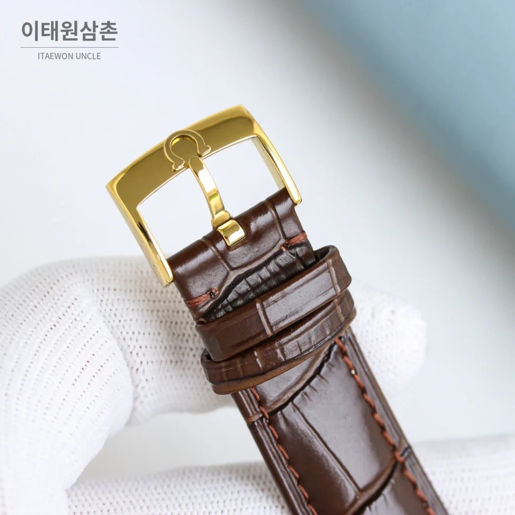 오메가 드빌 오토매틱 39mm 실버 다이얼 브라운 가죽 스트랩 골드 베젤 (2)