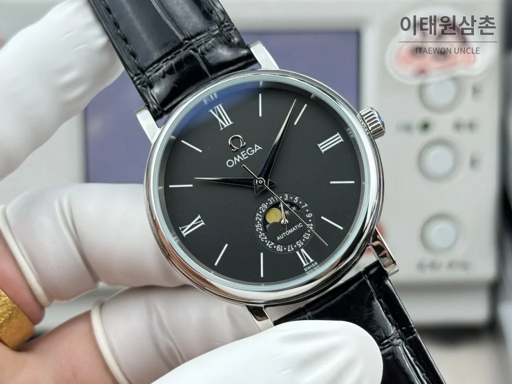 오메가 문페이즈 오토매틱 40mm 화이트 다이얼