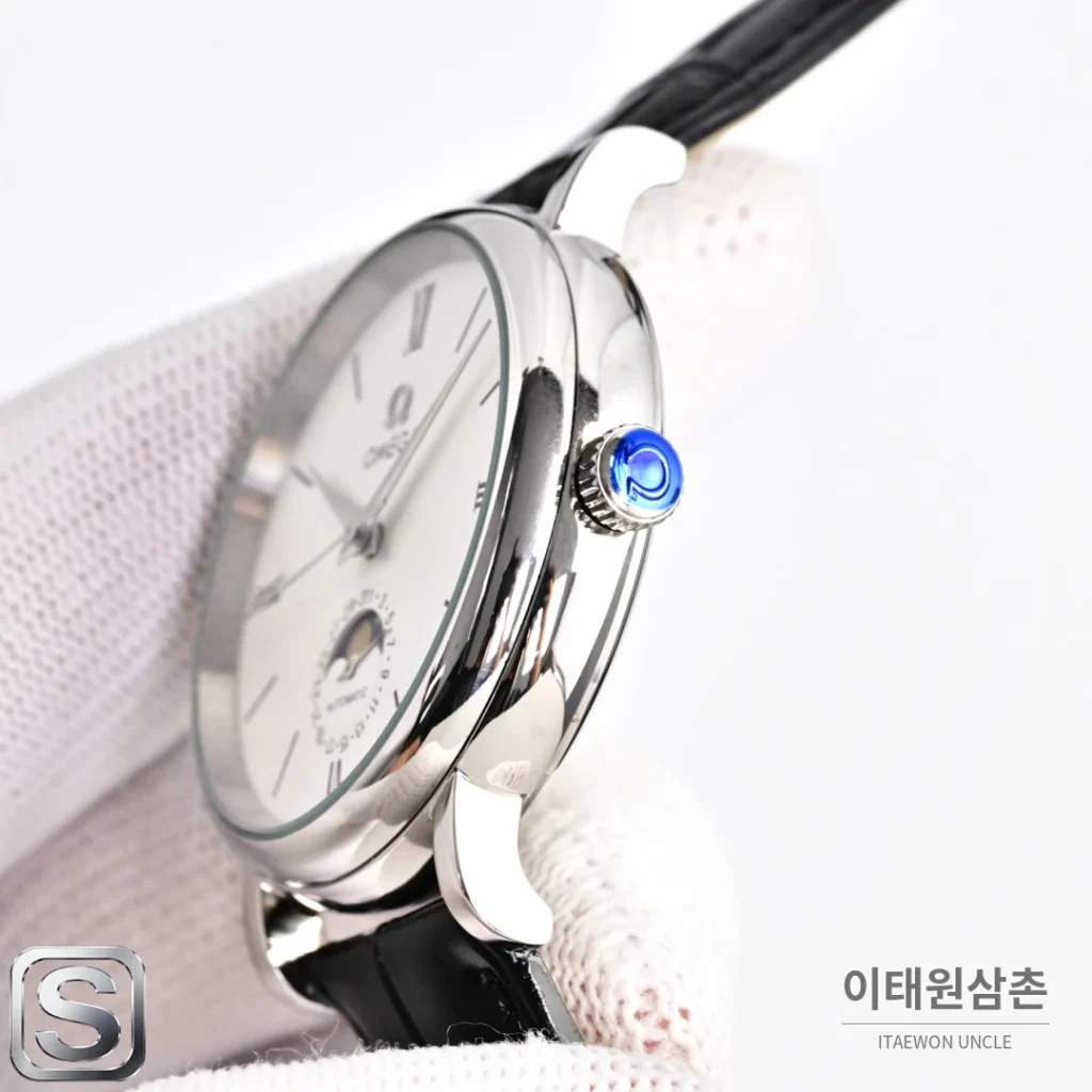 오메가 문페이즈 문앤스타 캘린더 가죽밴드 오토매틱 40mm R43 네이비 다이얼