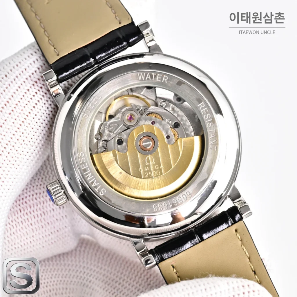 오메가 문페이즈 문앤스타 캘린더 가죽밴드 오토매틱 40mm R43 네이비 다이얼