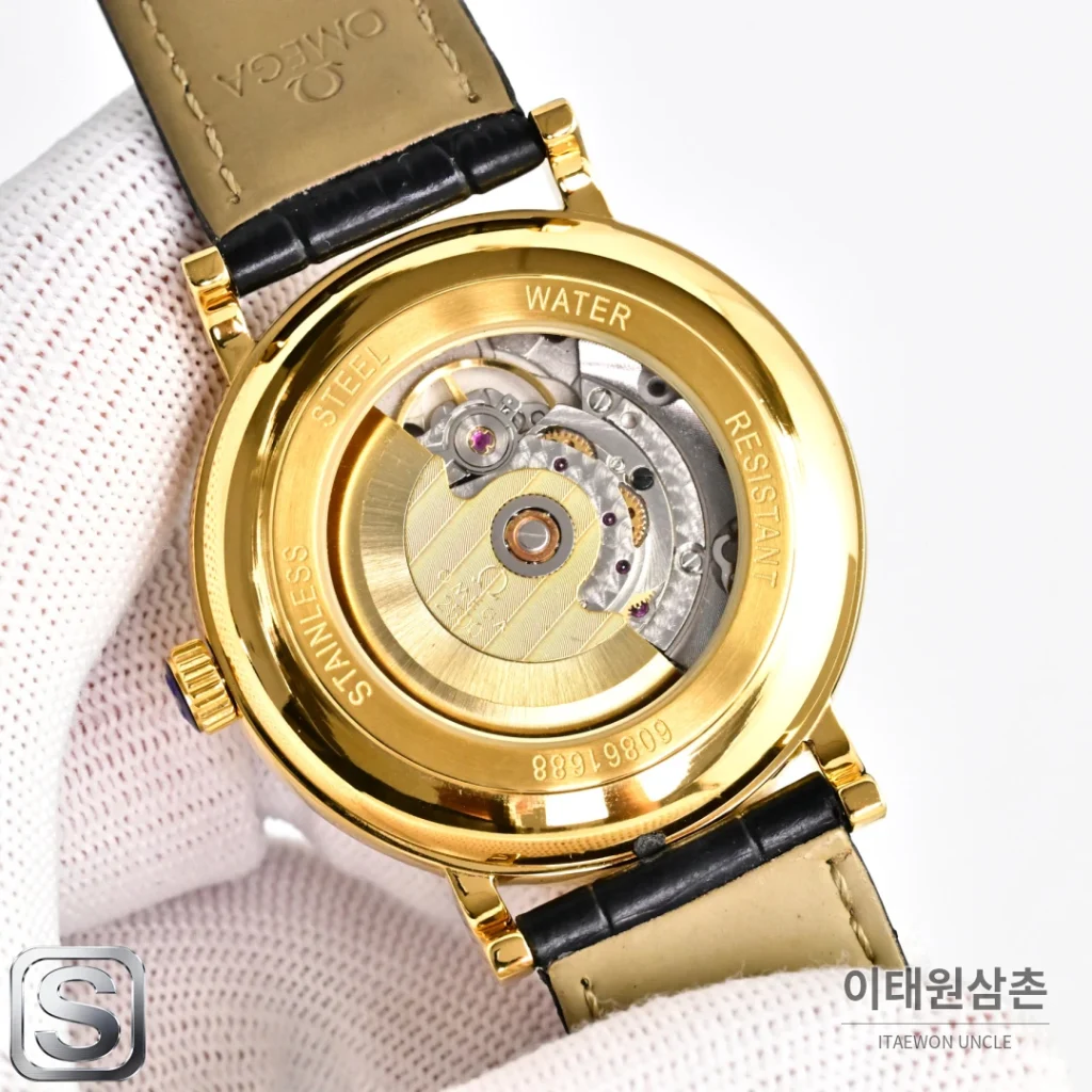 오메가 문페이즈 문앤스타 캘린더 가죽밴드 오토매틱 40mm R43 화이트 다이얼