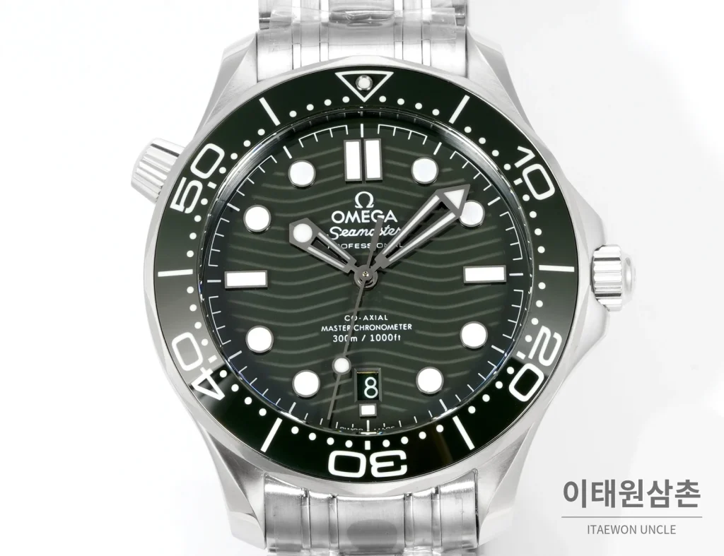 오메가 씨마스터300 세라믹 웨이브다이얼 오토매틱 42mm 스틸 브레이슬릿 블랙 베젤