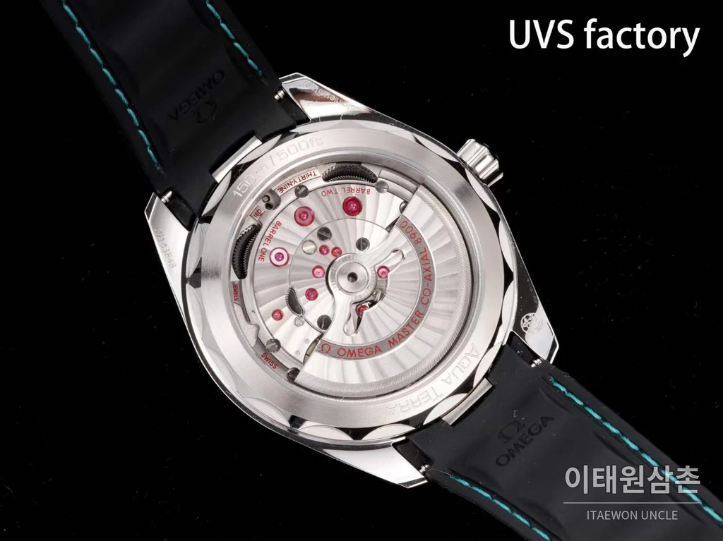 오메가 씨마스터 아쿠아 테라 150M 에나멜 다이얼 블랙베젤 41mm