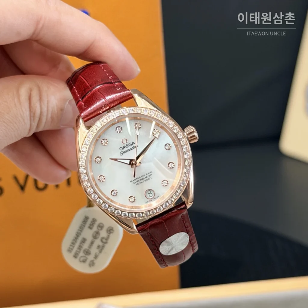 오메가 씨마스터 아쿠아 테라 오토매틱 34mm 자개 다이얼