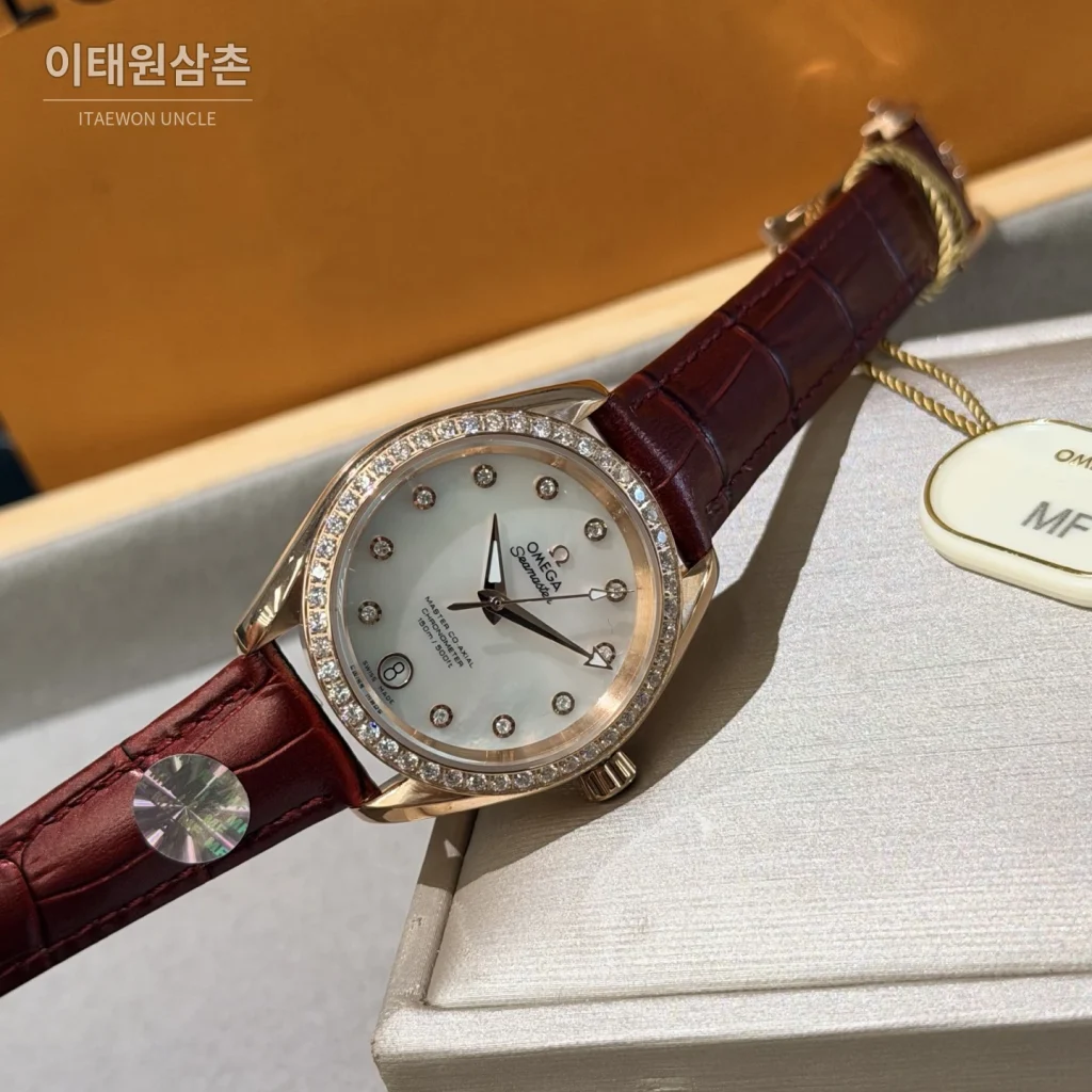 오메가 씨마스터 아쿠아 테라 오토매틱 34mm 자개 다이얼