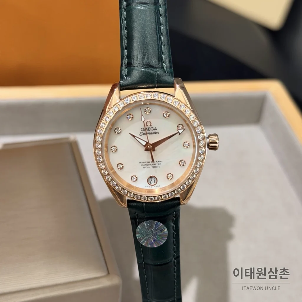 오메가 씨마스터 아쿠아 테라 오토매틱 34mm 진주색