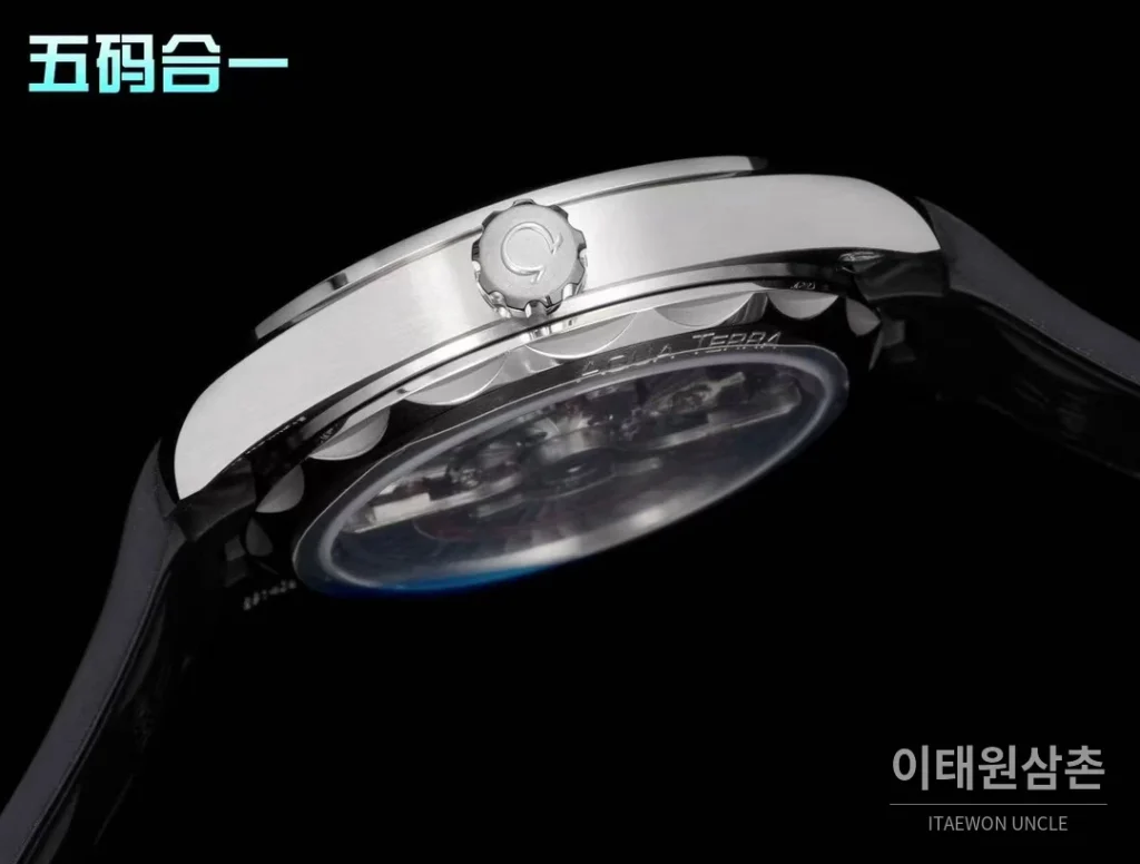 오메가 씨마스터 아쿠아테라 컬러다이얼 데이트 오토매틱 41mm 멀티 컬러 (4)