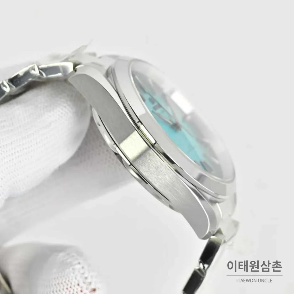 오메가 씨마스터 아쿠아테라 스틸 블루다이얼 데이트 오토매틱 41mm 스틸 브레이슬릿