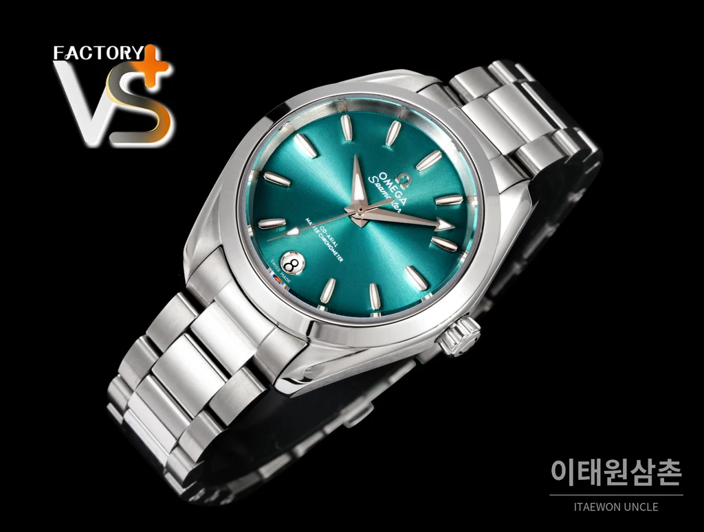 오메가 씨마스터 아쿠아테라 스틸 터콰이즈 블루 다이얼 오토매틱 34mm