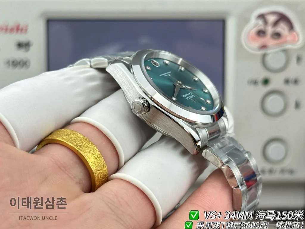 오메가 씨마스터 오토매틱 34mm 민트 다이얼 스틸 브레이슬릿 (2)