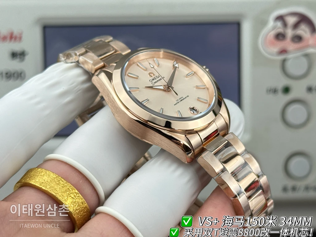 오메가 씨마스터 오토매틱 34mm 샴페인 다이얼 로즈골드 브레이슬릿 로즈골드 케이스