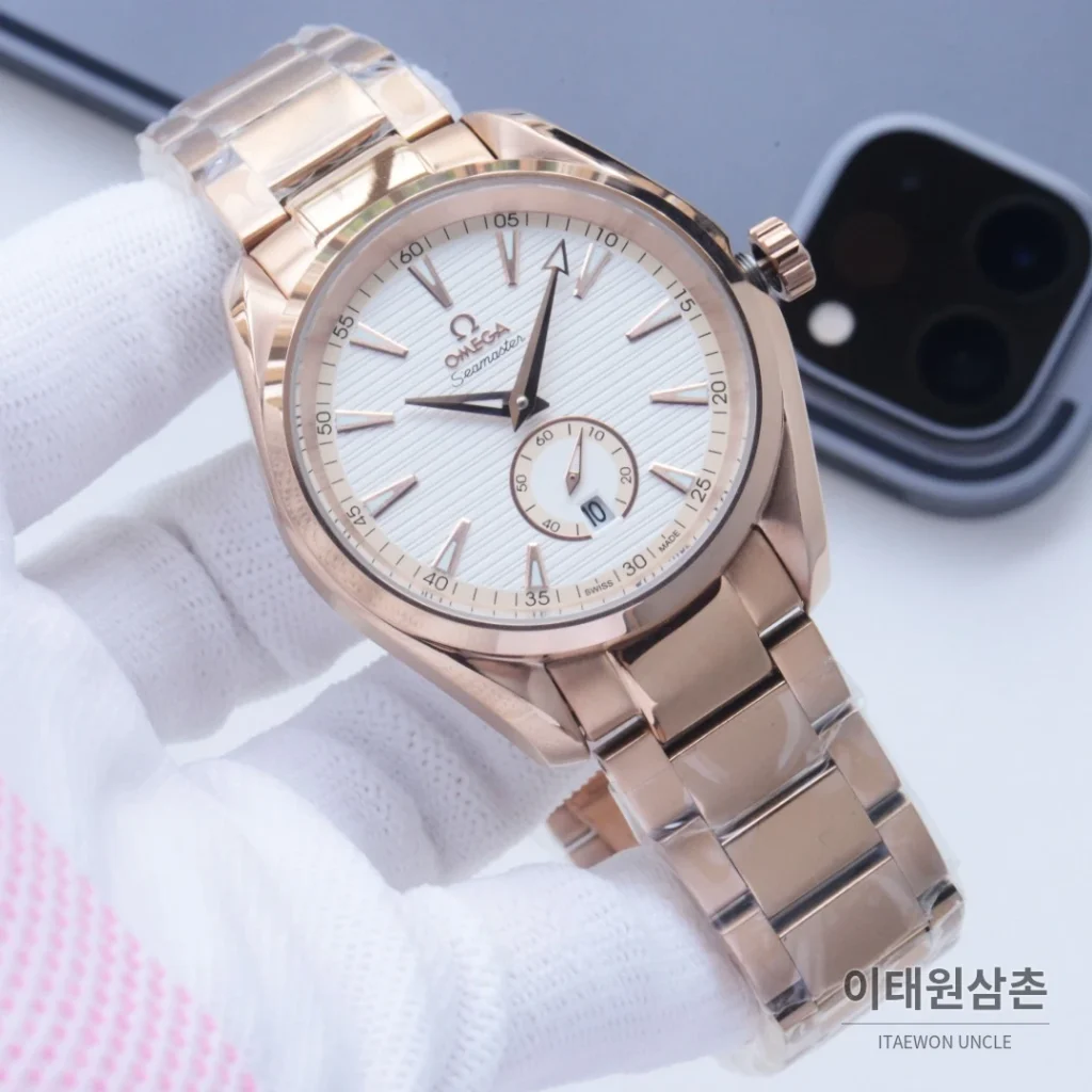 오메가 씨마스터 오토매틱 41mm 네이비 다이얼 투톤 브레이슬릿