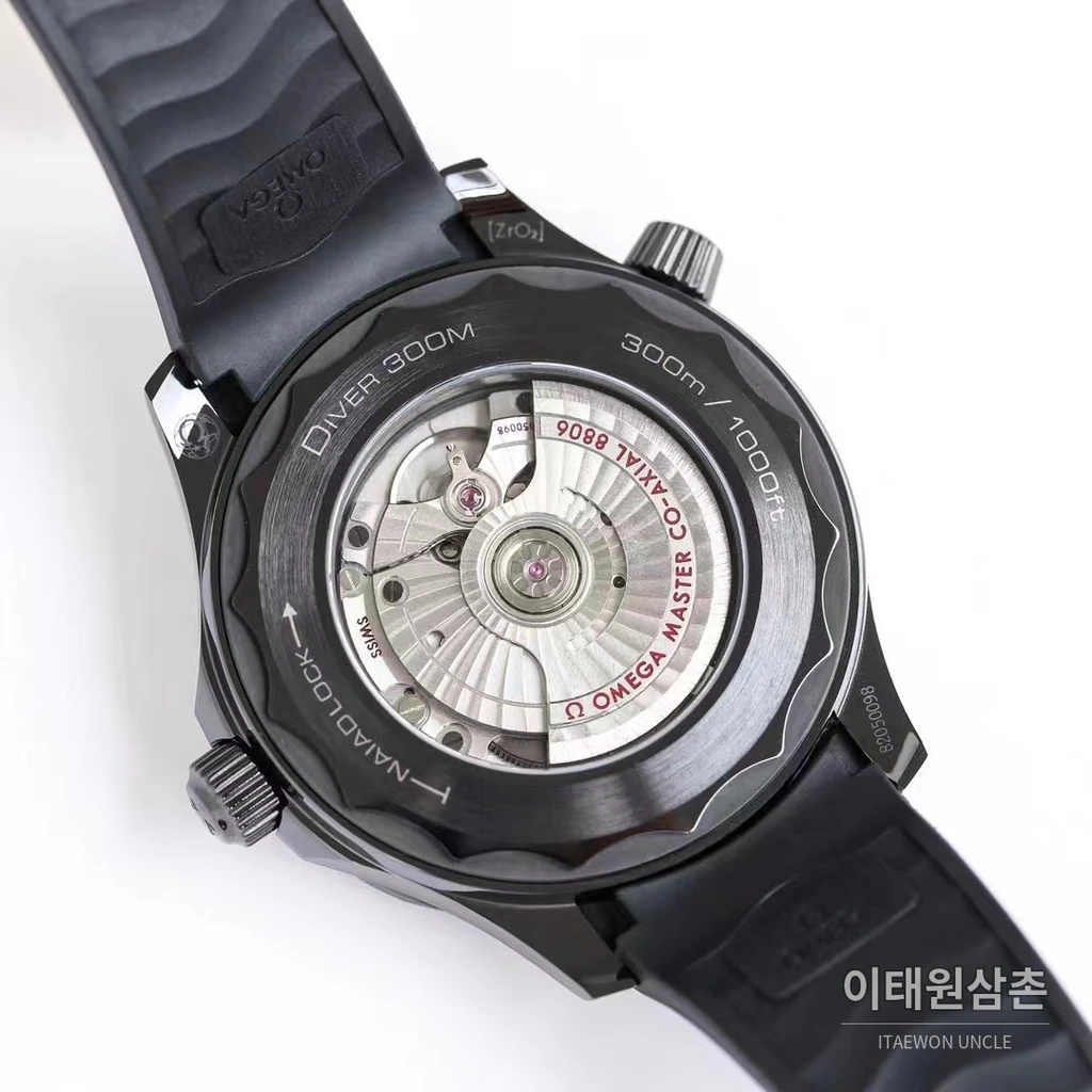 오메가 씨마스터 오토매틱 43.50mm 그레이 다이얼