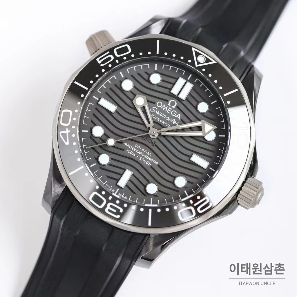 오메가 씨마스터 오토매틱 43.50mm 블랙 다이얼