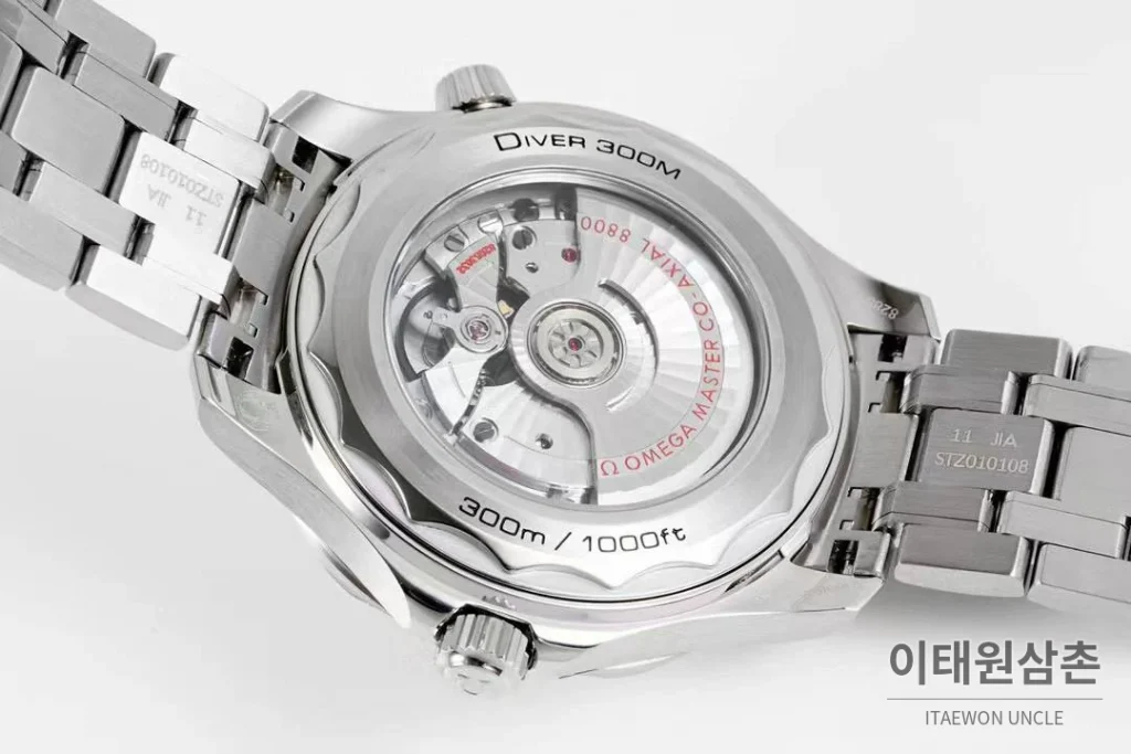 오메가 씨마스터 다이버 300M 블랙 세라믹 웨이브 다이얼 오토매틱 42mm 스틸 브레이슬릿 블랙 베젤
