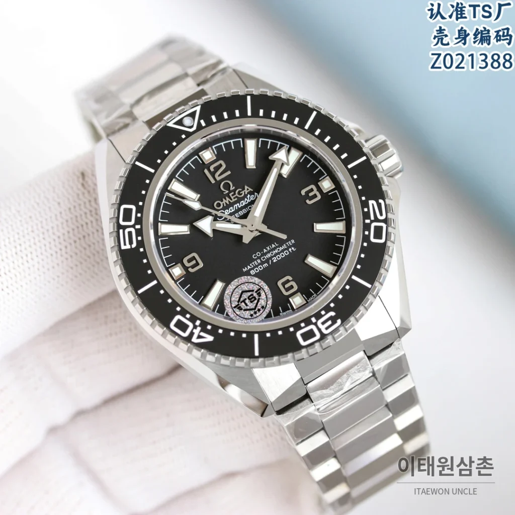 오메가 씨마스터 플래닛오션 4세대 세라믹베젤 오토매틱 42mm