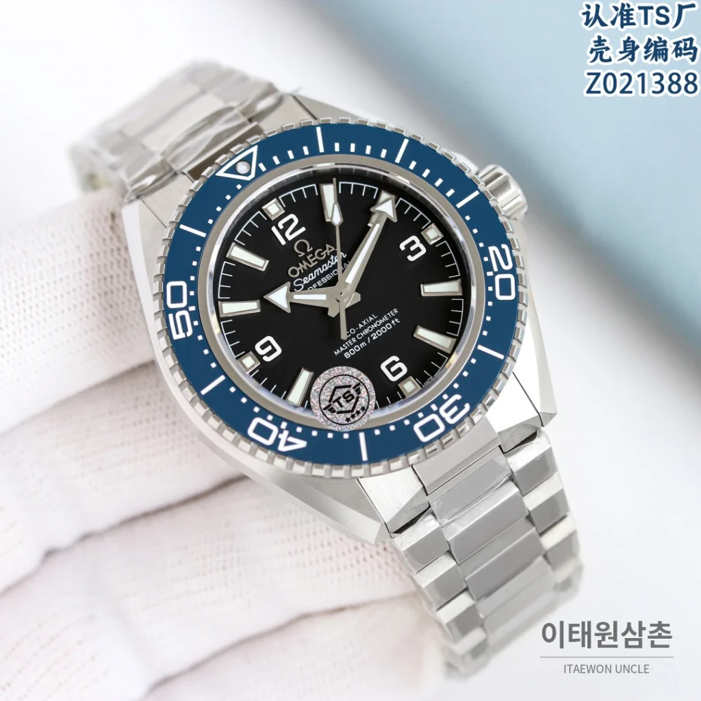 오메가 씨마스터 플래닛오션 4세대 세라믹베젤 오토매틱 42mm (2)