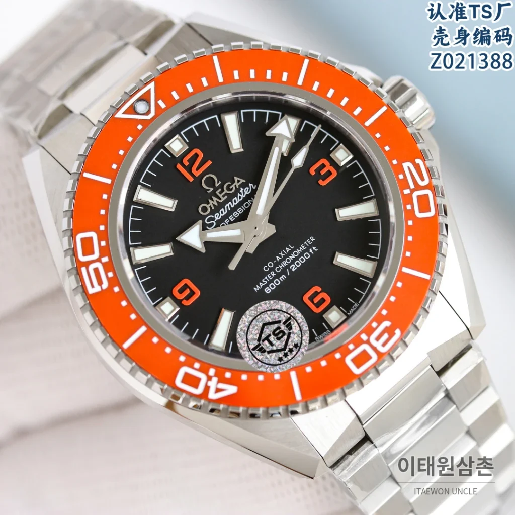 오메가 씨마스터 플래닛오션 4세대 세라믹베젤 오토매틱 42mm (3)