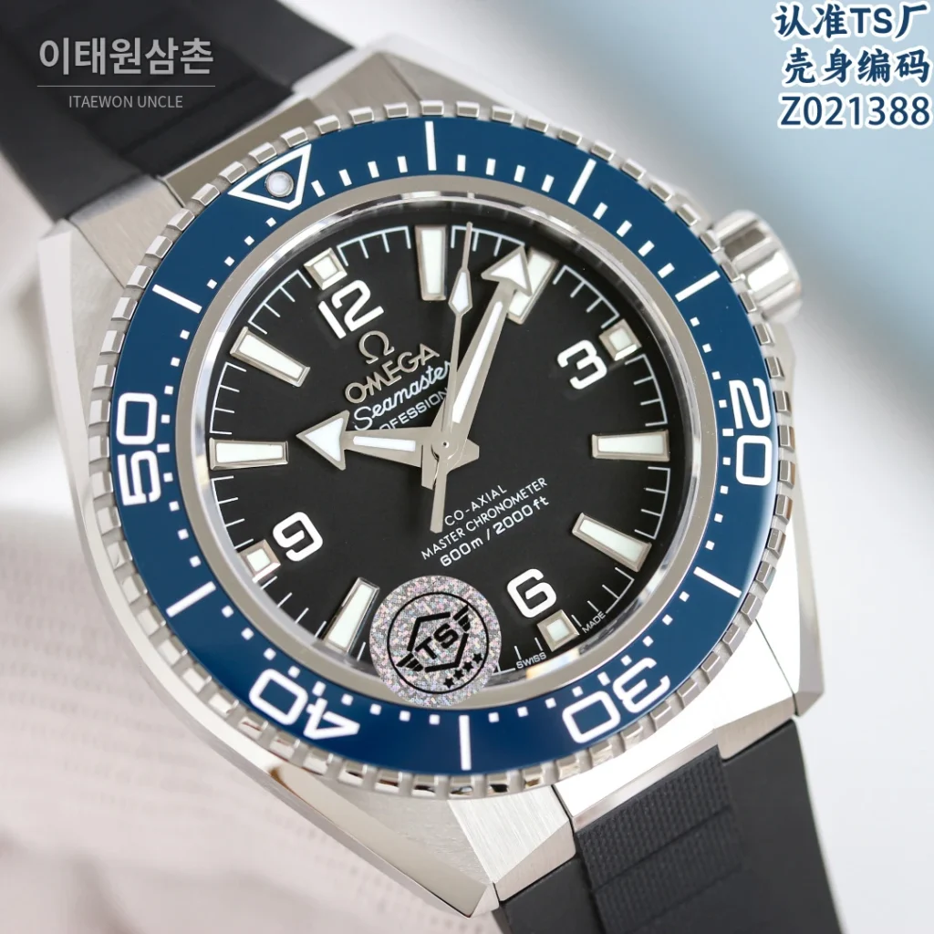 오메가 씨마스터 플래닛오션 4세대 세라믹베젤 오토매틱 42mm (2)