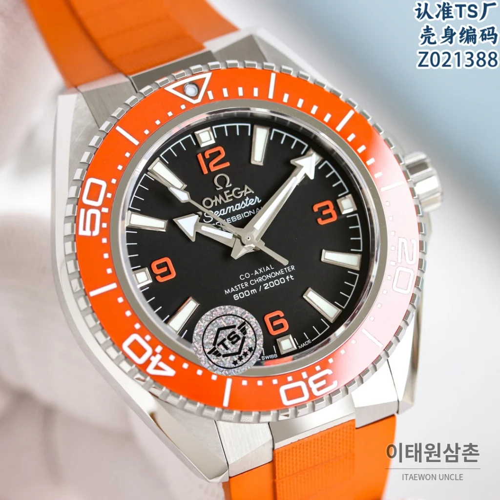 오메가 씨마스터 플래닛오션 4세대 세라믹베젤 오토매틱 42mm (3)