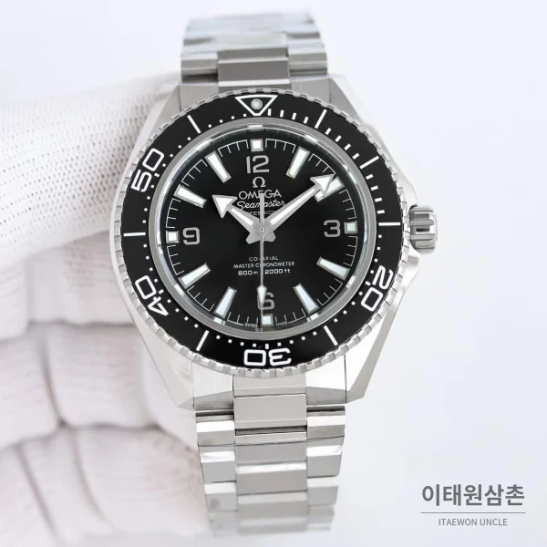 오메가 씨마스터 플래닛오션 600M 세라믹베젤 오렌지 러버스트랩 다이버워치 42mm (5) 오메가 씨마스터 플래닛오션 600M 세라믹베젤 오렌지 러버스트랩 다이버워치 42mm (5)