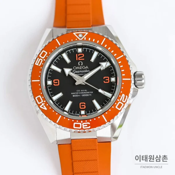 오메가 씨마스터 플래닛오션 600M 세라믹베젤 오렌지 러버스트랩 다이버워치 42mm
