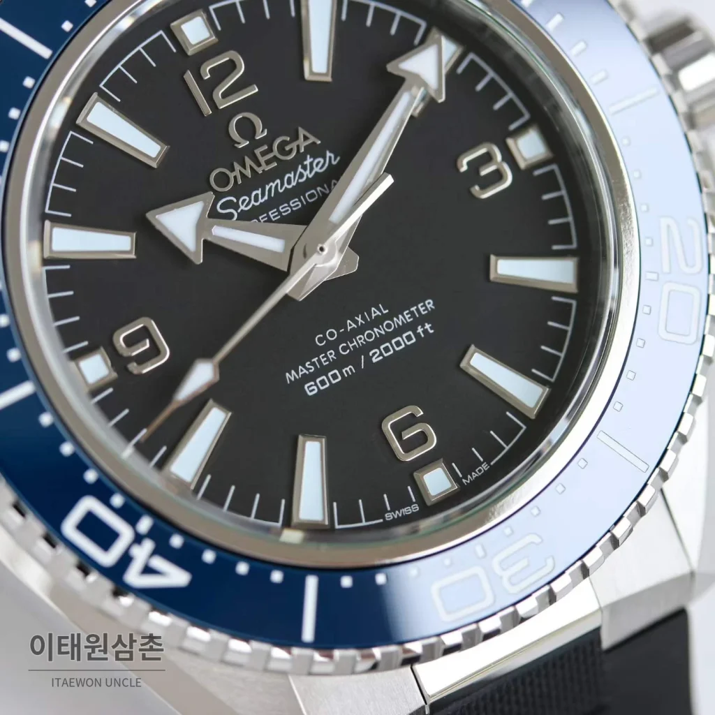 오메가 씨마스터 플래닛오션 600M 세라믹베젤 오렌지 러버스트랩 다이버워치 42mm (3)