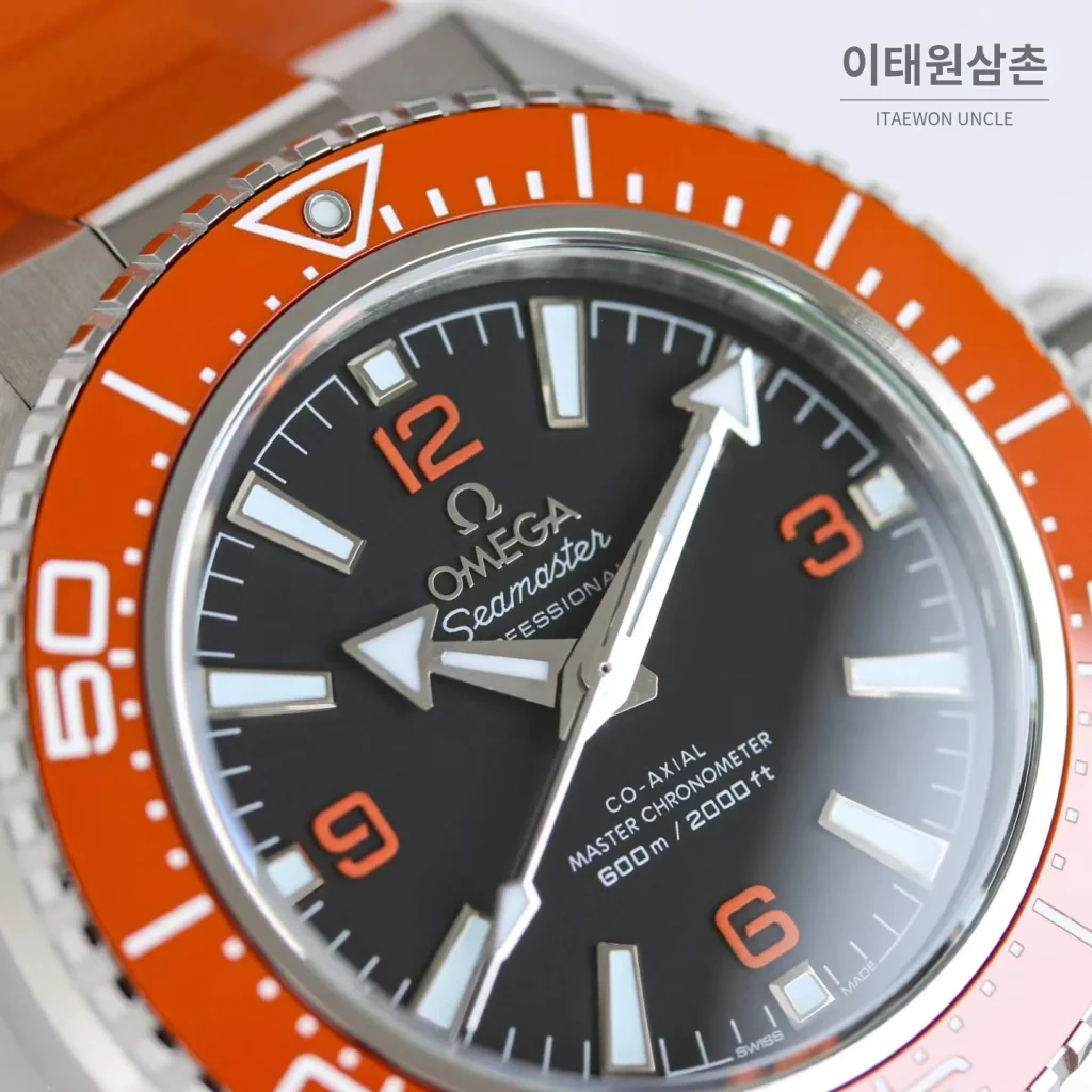 오메가 씨마스터 플래닛오션 600M 세라믹베젤 오렌지 러버스트랩 다이버워치 42mm