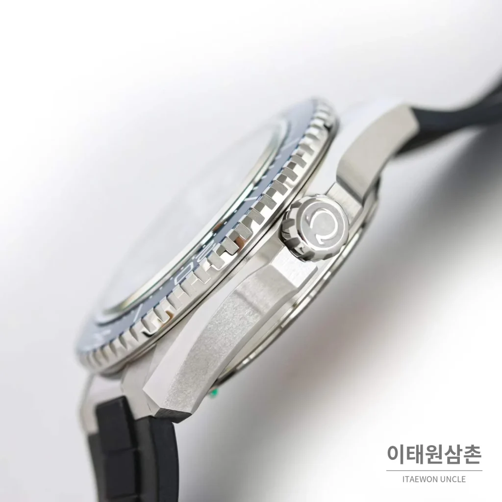 오메가 씨마스터 플래닛오션 600M 세라믹베젤 오렌지 러버스트랩 다이버워치 42mm (3)