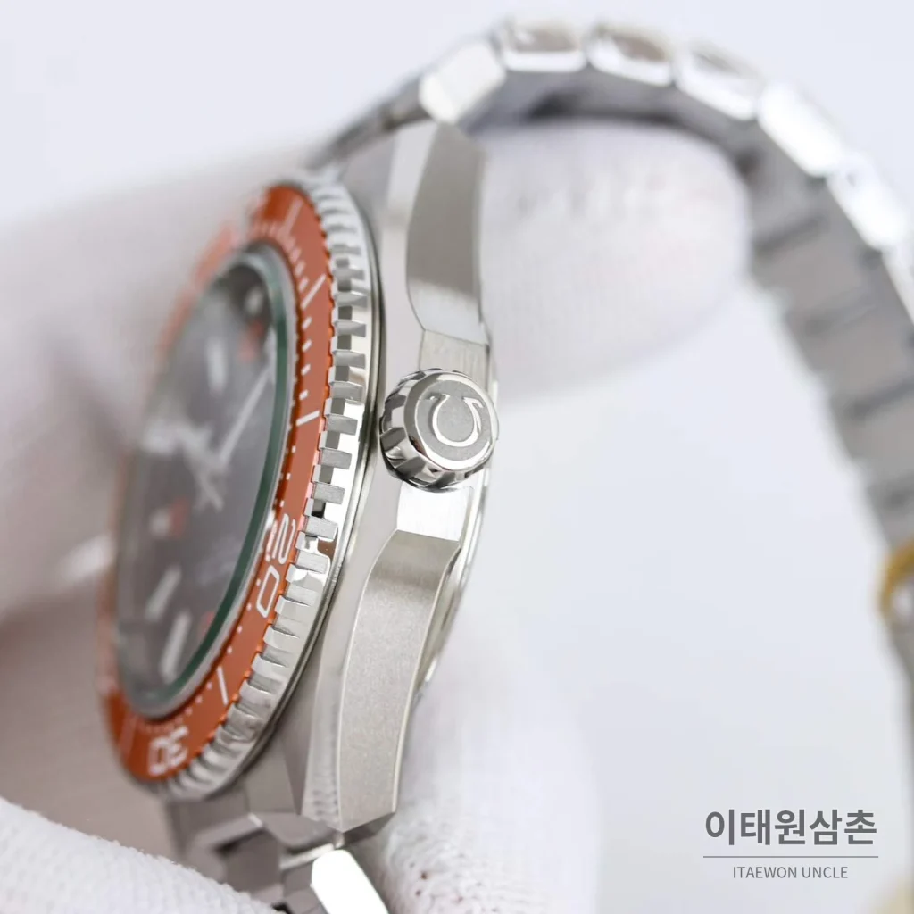 오메가 씨마스터 플래닛오션 600M 세라믹베젤 오렌지 러버스트랩 다이버워치 42mm (4)
