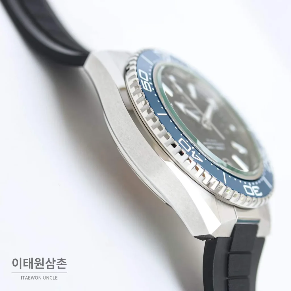 오메가 씨마스터 플래닛오션 600M 세라믹베젤 오렌지 러버스트랩 다이버워치 42mm (3)