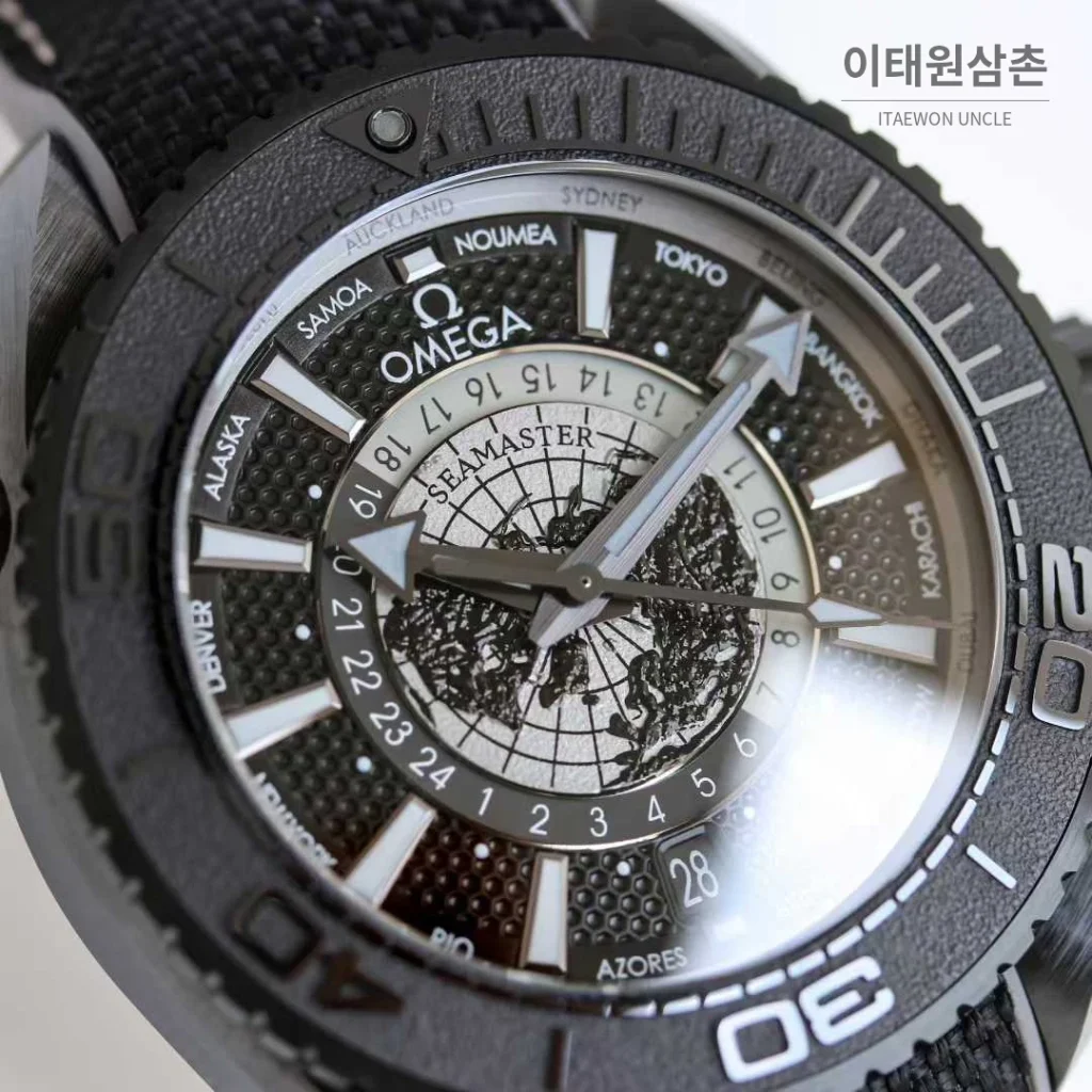오메가 씨마스터 플래닛오션 세라믹 월드타이머 블랙다이얼 오토매틱 45.5mm