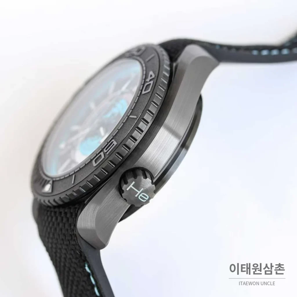 오메가 씨마스터 플래닛오션 세라믹 월드타이머 블랙다이얼 오토매틱 45.5mm (2)