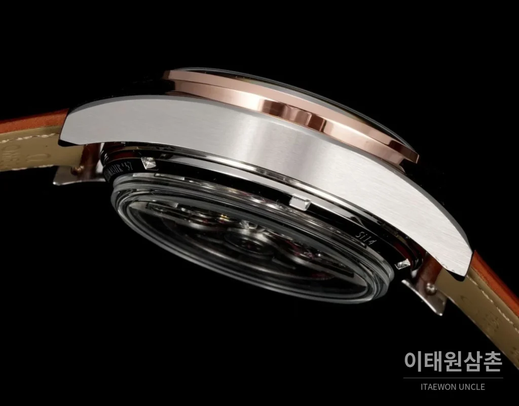 오메가 스피드마스터 57 레더 블랙다이얼 크로노그래프 오토매틱 41.5mm