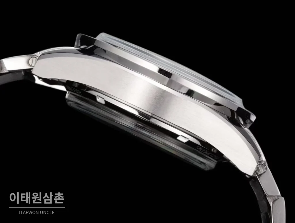 오메가 스피드마스터 57 스틸 블랙다이얼 크로노그래프 오토매틱 41.5mm 블랙 / 실버 스틸 브레이슬릿