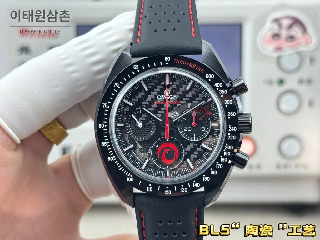 오메가 스피드마스터 아폴로8 블랙세라믹 스켈레톤 레드 크로노그래프 러버밴드 44.25mm